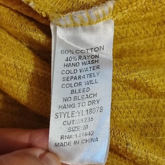 Ya Los Angeles Women's Med Yellow Top Long Sleeve Stripe Roll Tab Sleeve - Picture 4 of 4